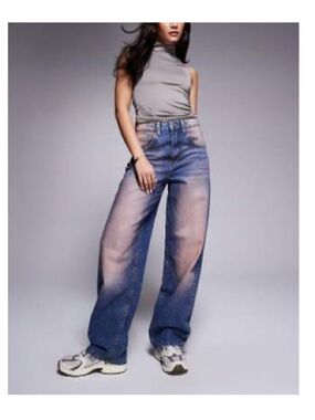 High-Waisted Wide Leg Blue Jeans - Pink Wash